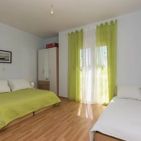 아파트 Two-bedroom In Poljica *