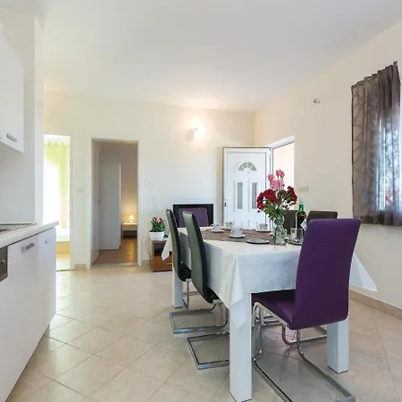 Two-bedroom In Poljica *