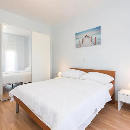 Two-bedroom In Poljica * Poljica (Zadar)